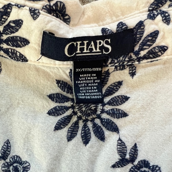 Chaps - white short sleeve button down with navy blue floral embroidery - 3XL - Picture 11 of 15